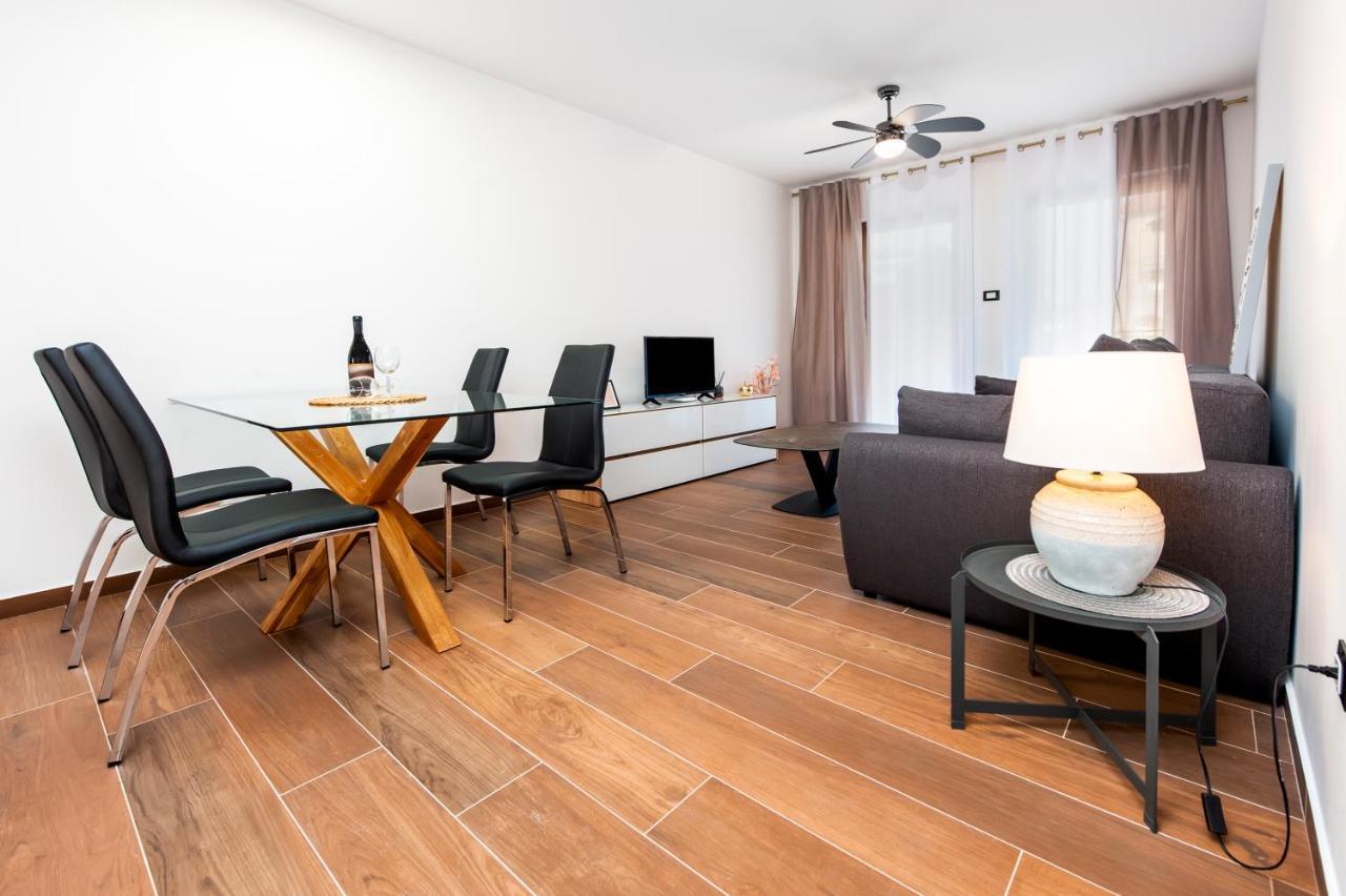 Apartments Sanja Rovinj Bagian luar foto