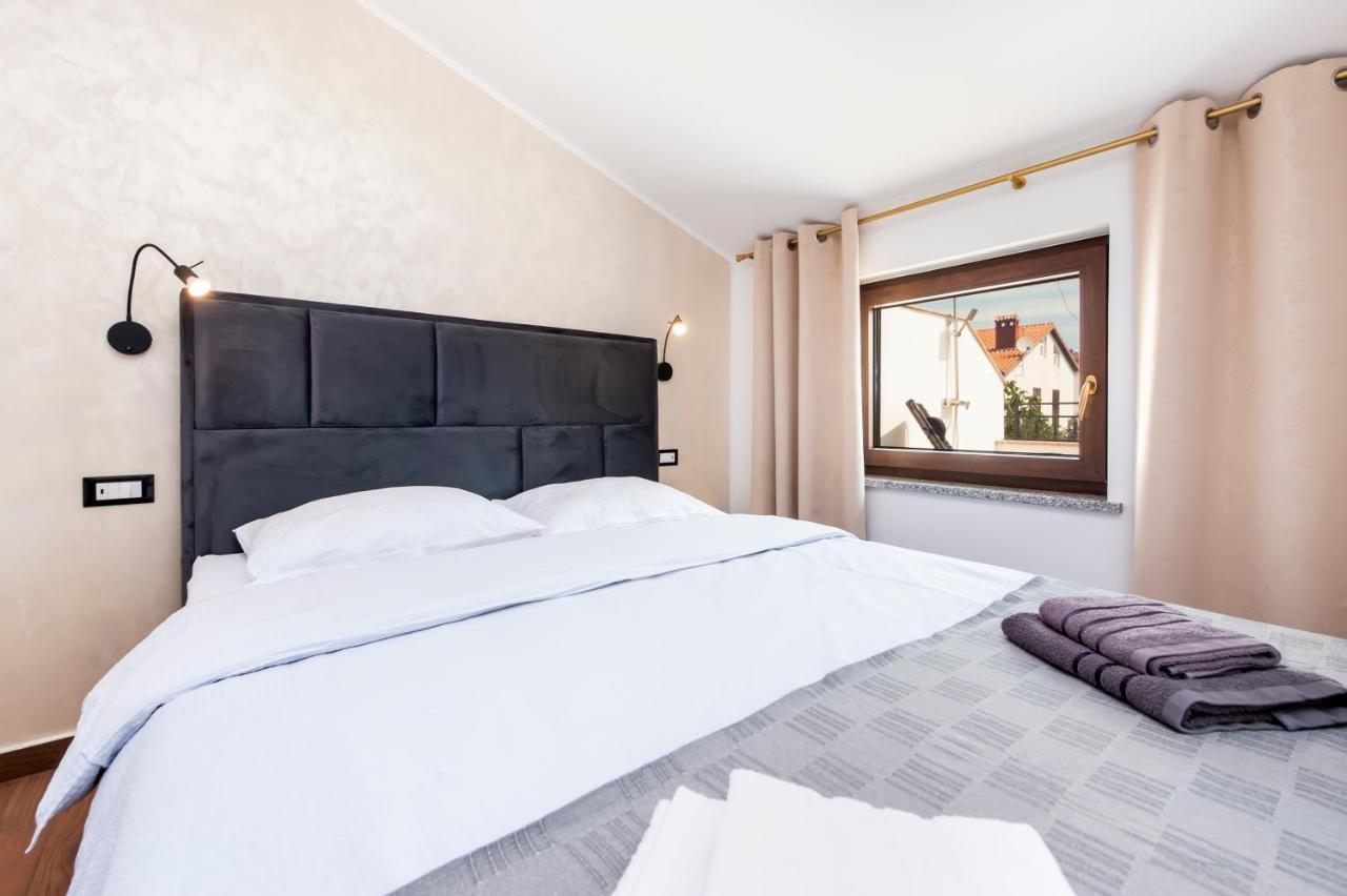 Apartments Sanja Rovinj Bagian luar foto