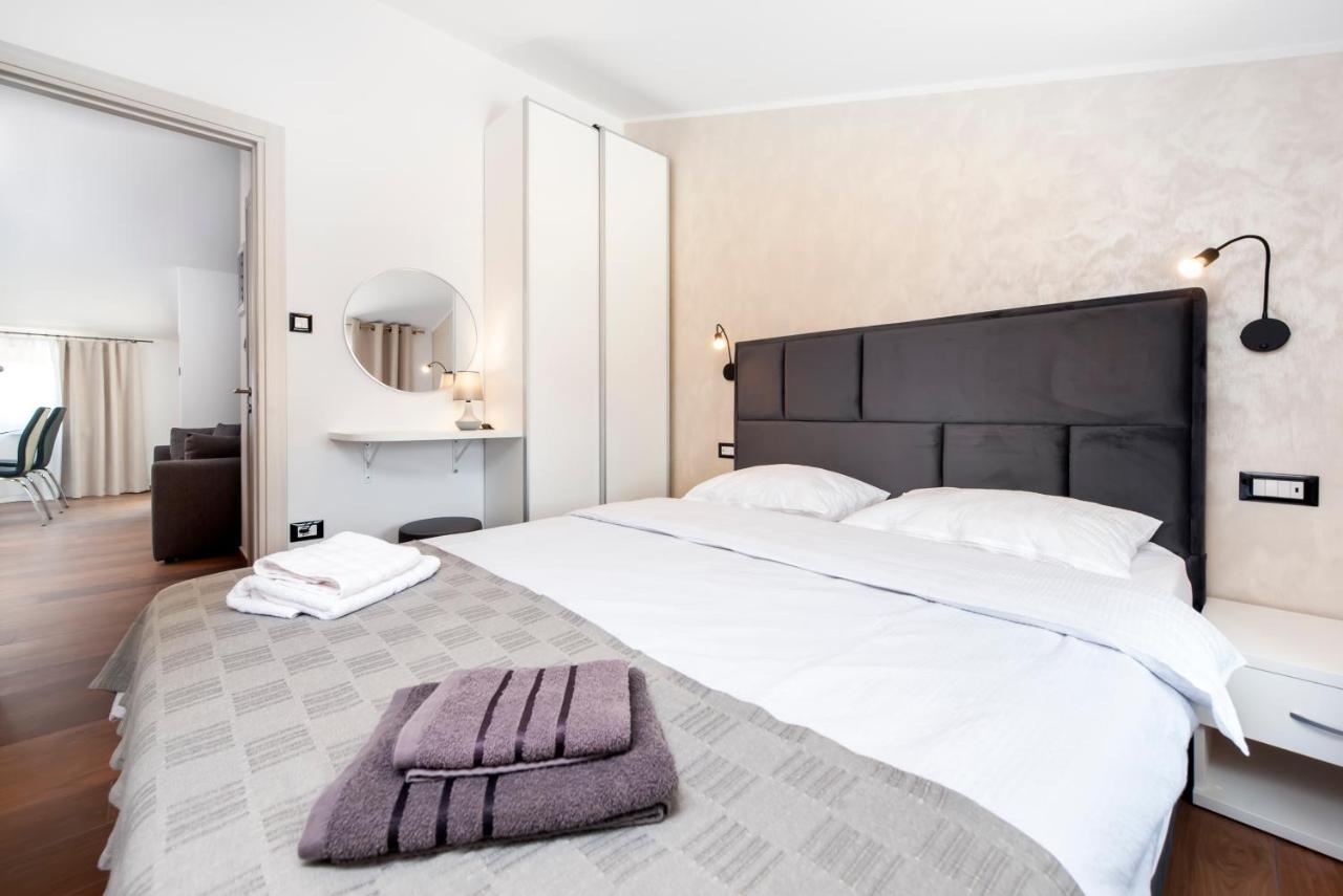 Apartments Sanja Rovinj Bagian luar foto
