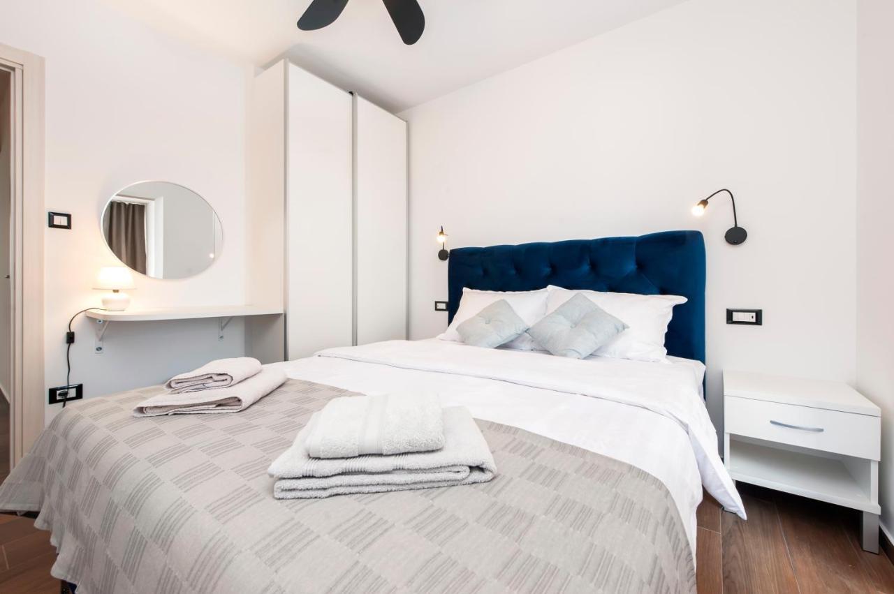 Apartments Sanja Rovinj Bagian luar foto